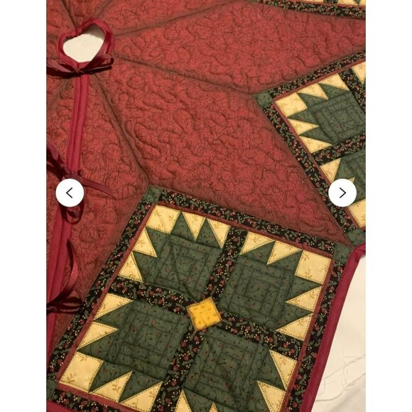 Quilted Christmas Tree Skirt With Closure Holiday Decor Reversible Red Green Yel - Picture 5 of 5